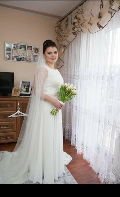 Sprzedam suknię Justina Alexander 8733