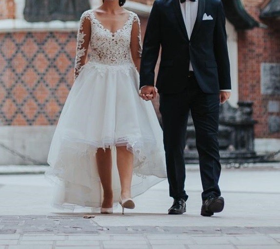 Niepowtarzalna suknia ślubna - rozm. 36/38 - łódzkie