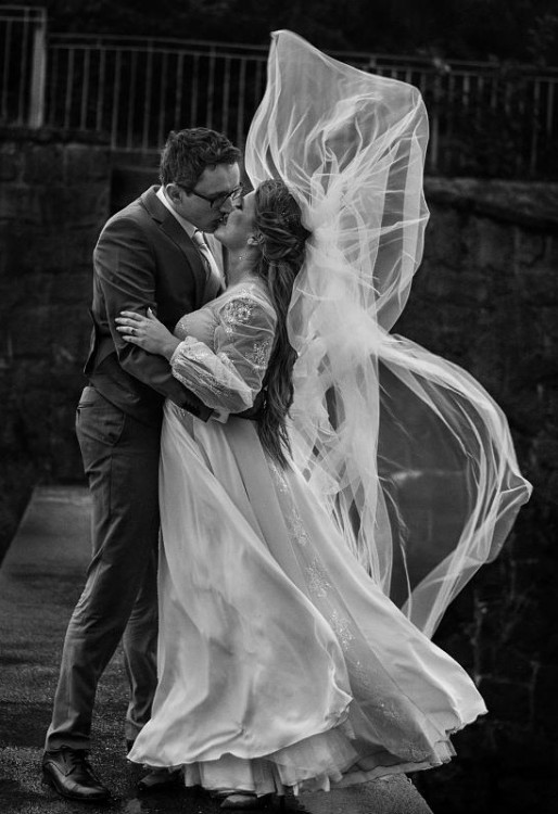 Piękna suknia Anne Mariee