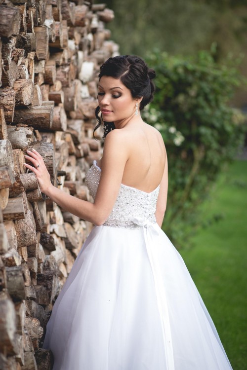 Piękna suknia ślubna MGNY CAITLYN 51002