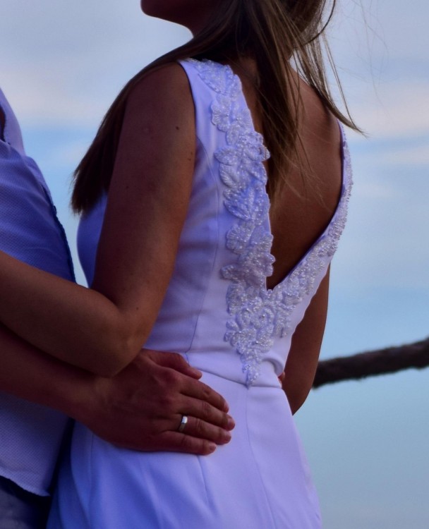 BIAŁA SUKIENKA ŚLUBNA POPRAWINY ROZM. 34 ZDOBIONA