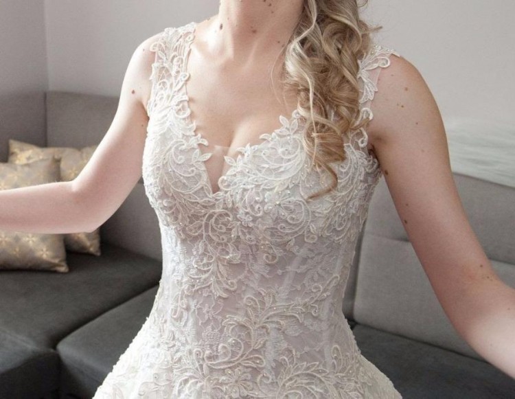 Suknia ślubna Agora 15-28 - koronka, kryształy Swarovski