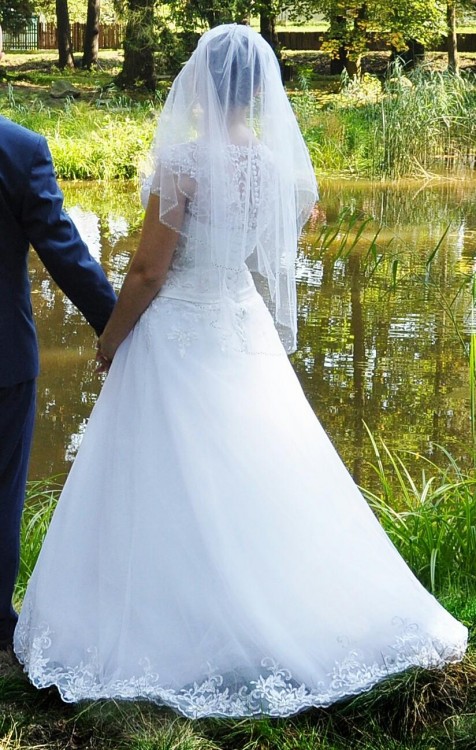 Sprzedam suknię ślubną