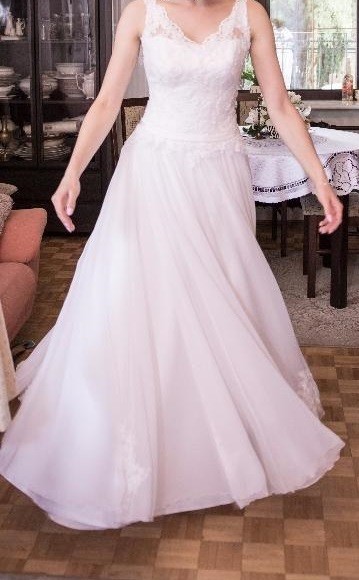 Sprzedam suknię ślubną w rozmiarze 38