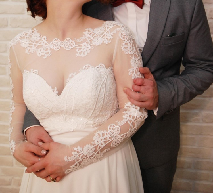 Muślinowa suknia ślubna