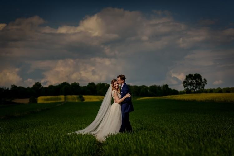 Suknia Ślubna LAURELLE Agata Nivette