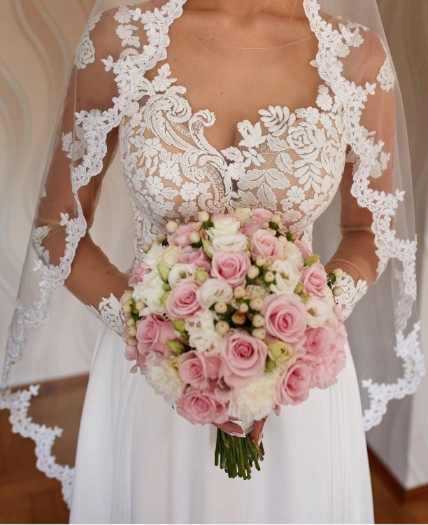 Sprzedam piękną suknię ślubną Kraków