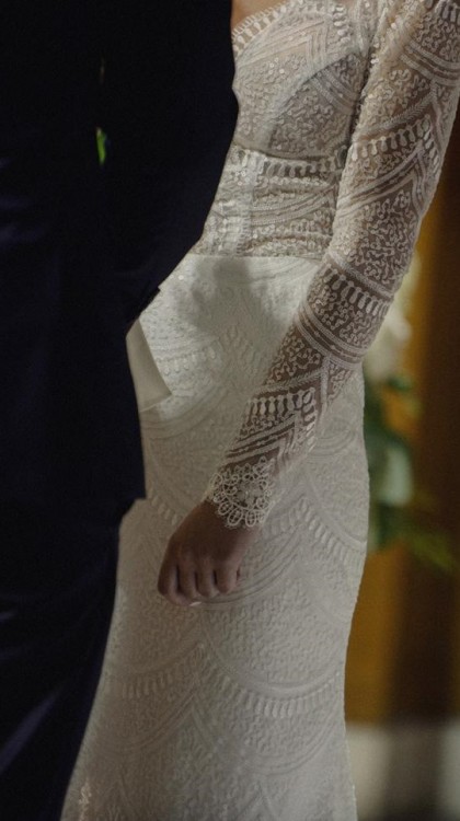 Sprzedam piękną suknię ślubną