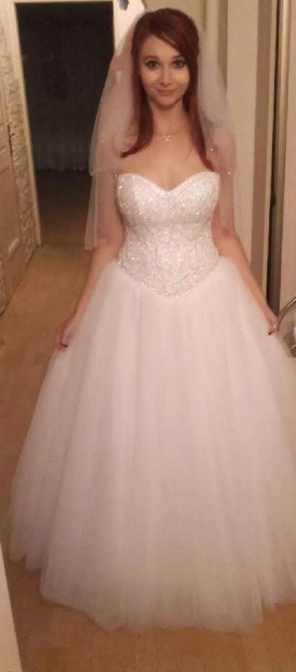 Suknia ślubna princeska