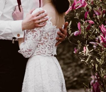 Suknia ślubna dwuczęściowa