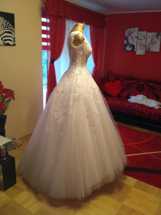 Suknia ślubna Agora 17-46