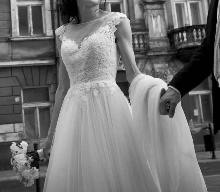 Suknia ślubna Justin Alexander model 8852 r. 34