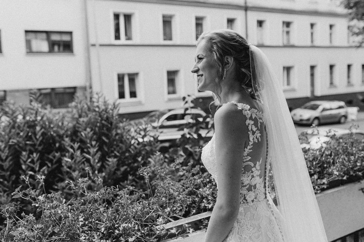 Sprzedam suknię ślubną