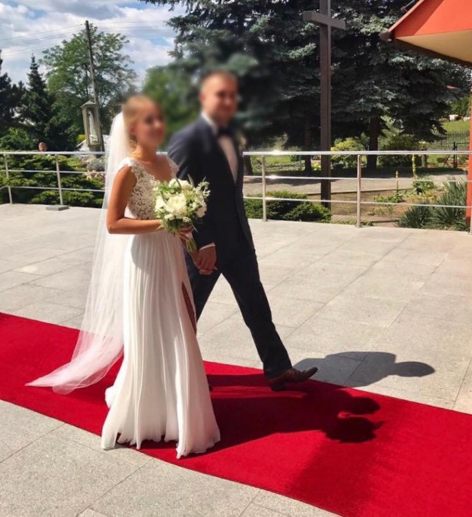 Suknia ślubna Fulara&Żywczyk koronka dekolt