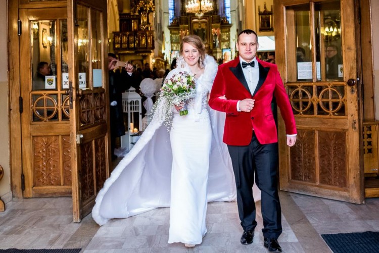 Piękna PELERYNA ślubna . Efekt wow . Roz. UNIWERSALNY .