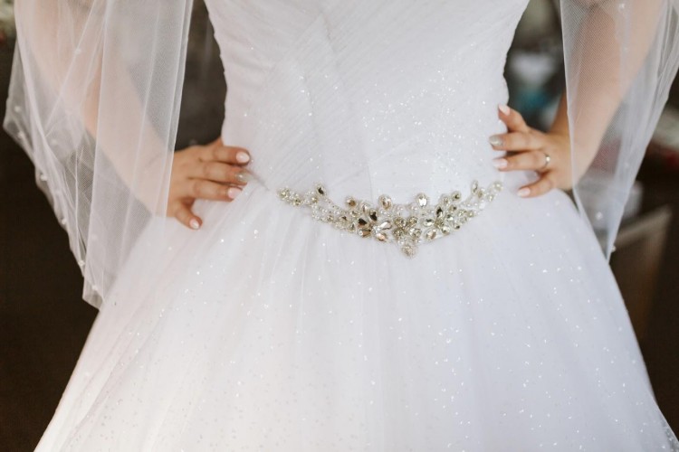 SUKNIA ŚLUBNA KSIĘŻNICZKA