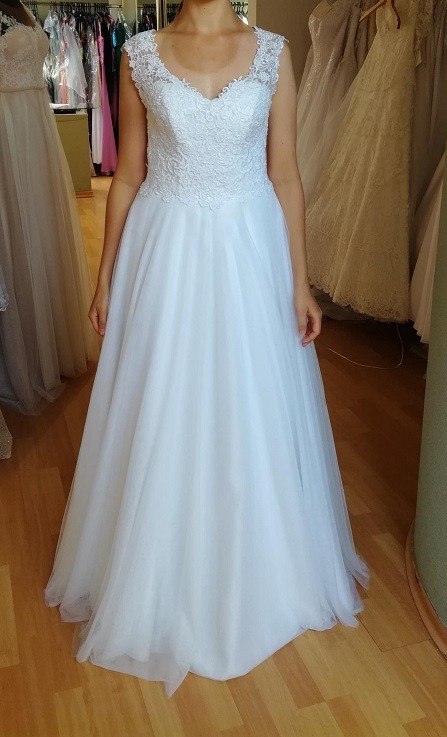 Suknia ślubna (nowa, nieużywana, bez poprawek)