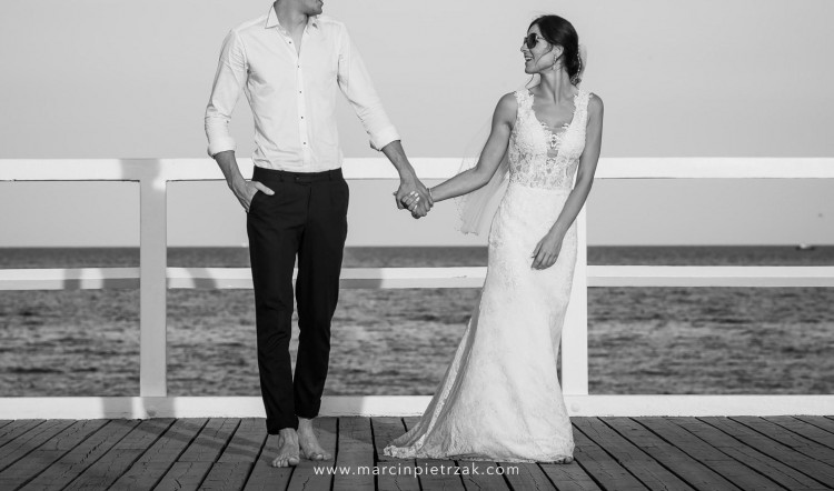 Piękna, seksowna, koronkowa suknia ślubna r. 34/36