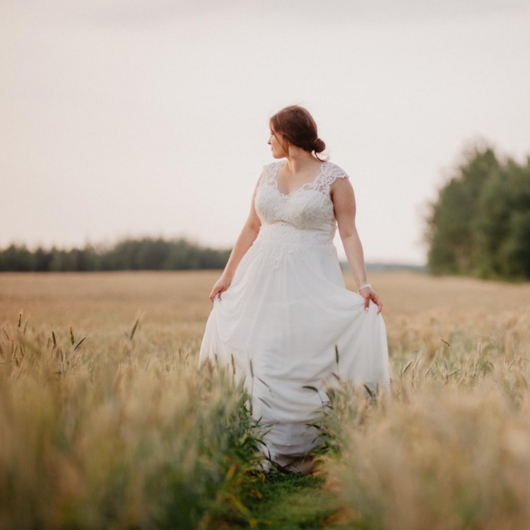 Suknia Ślubna, rozmiar 44-46