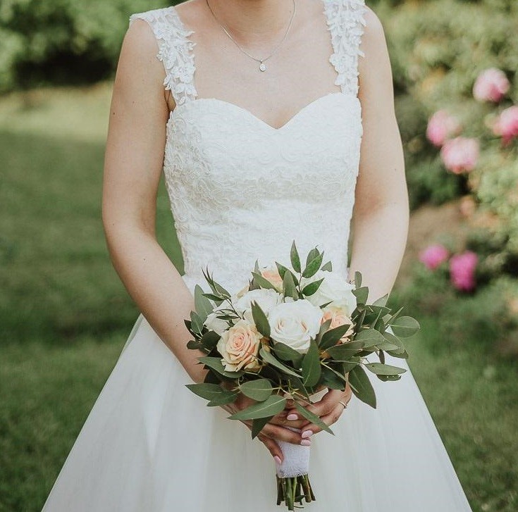 Suknia ślubna XS/34 z 3-metrowym welonem