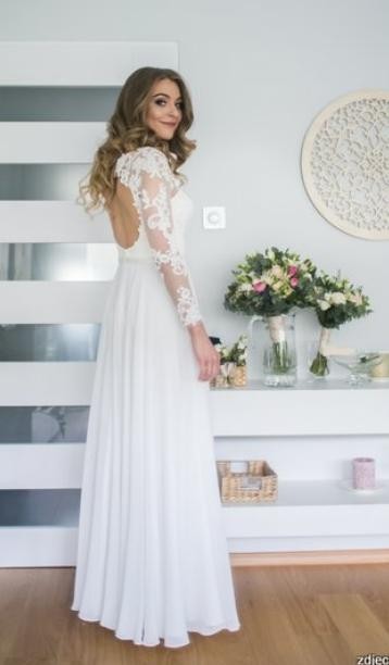 Przepiękna, elegancka suknia ślubna z salonu