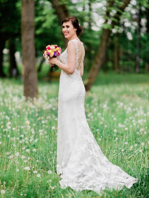 Suknia ślubna dla wysokiej Panny Młodej