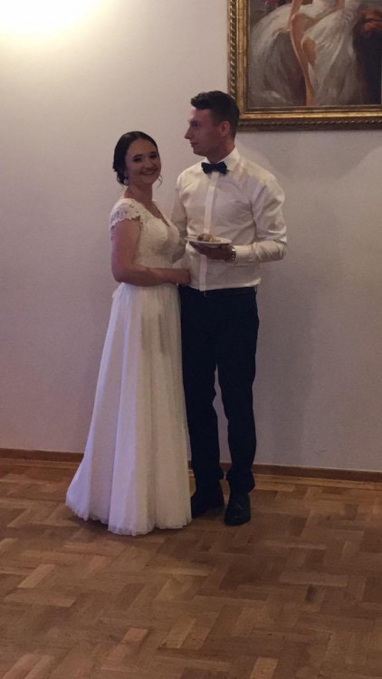 Przepiękna suknia ślubna