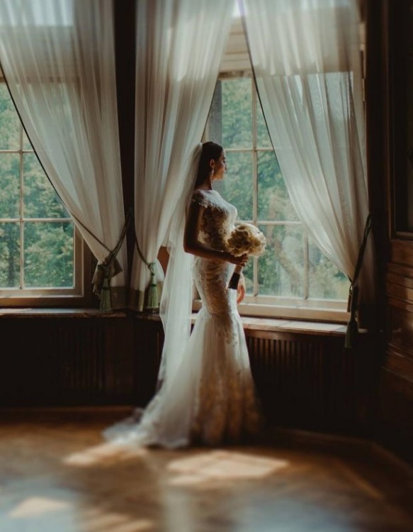 SUKNIA ŚLUBNA MILLA NOVA "BETTI"