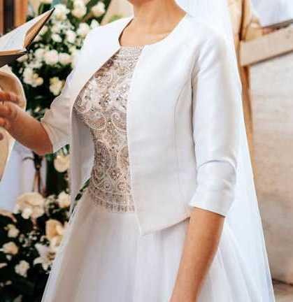 Suknia ślubna, ozdobny gorset