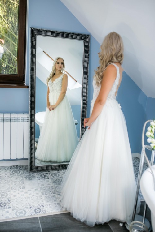 Suknia Ślubna z salonu Estelle