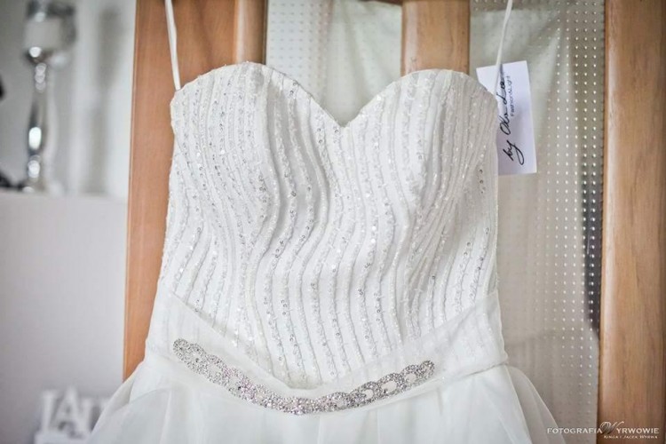 Sprzedam suknię ślubną