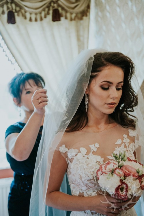 Suknia MILLA NOVA Betti kolor ECRU