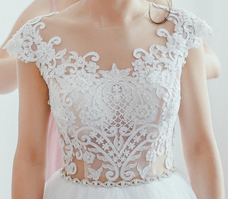 Efektowna suknia ślubna