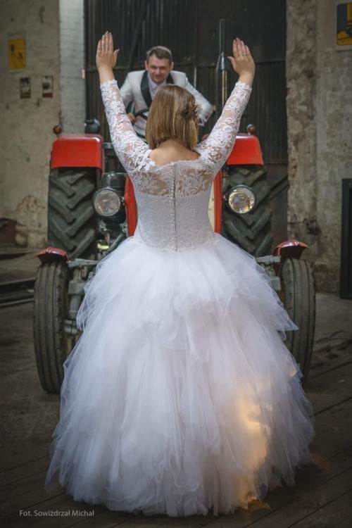 Sprzedam suknię ślubną