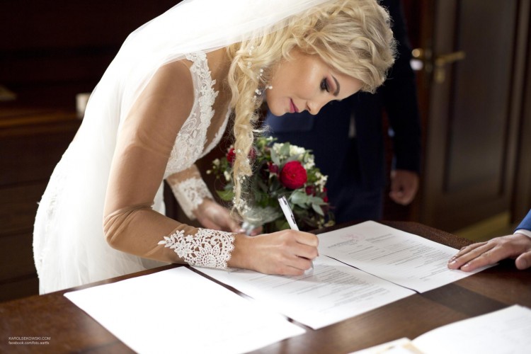 SUKNIA ŚLUBNA  - DŁUGI RĘKAW + WELON