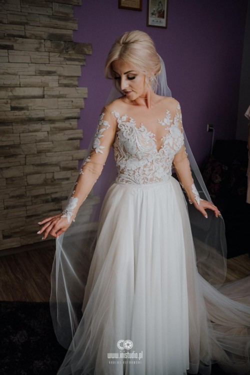 Zjawiskowa suknia Milla Nova