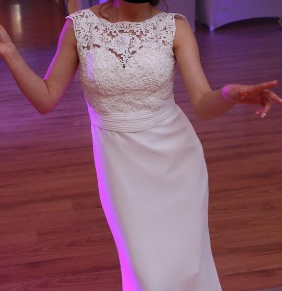 Suknia ślubna RENE z niewielkim trenem