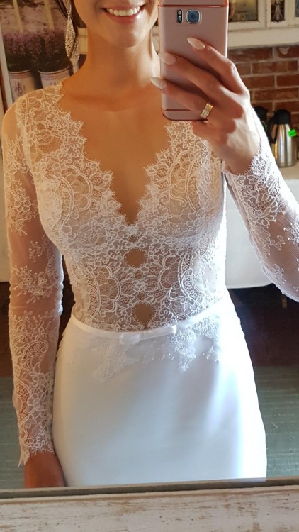 Suknia ślubna z koronka