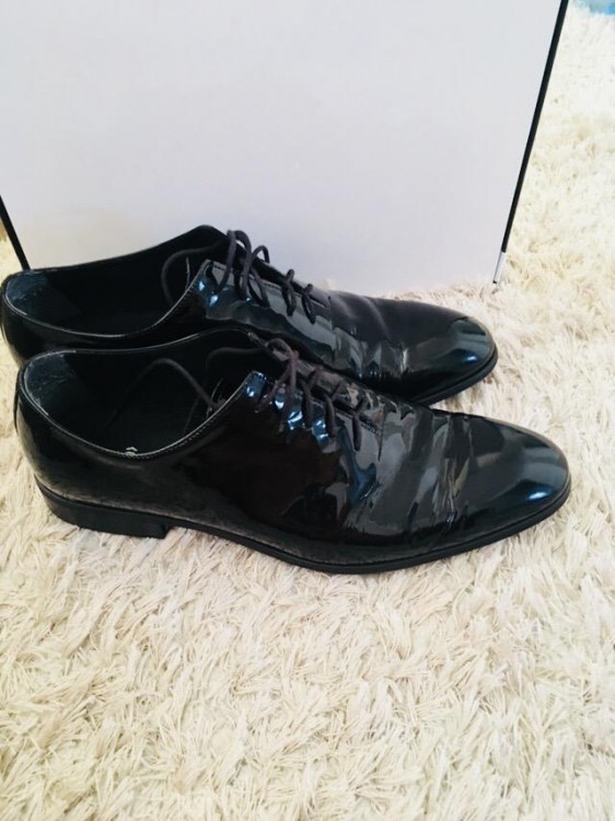 Buty czarne lakierowane Lancerto