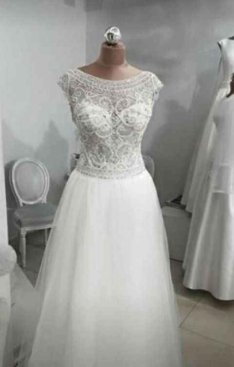 Biżuteryjna suknia Rossa by Susan Hooward