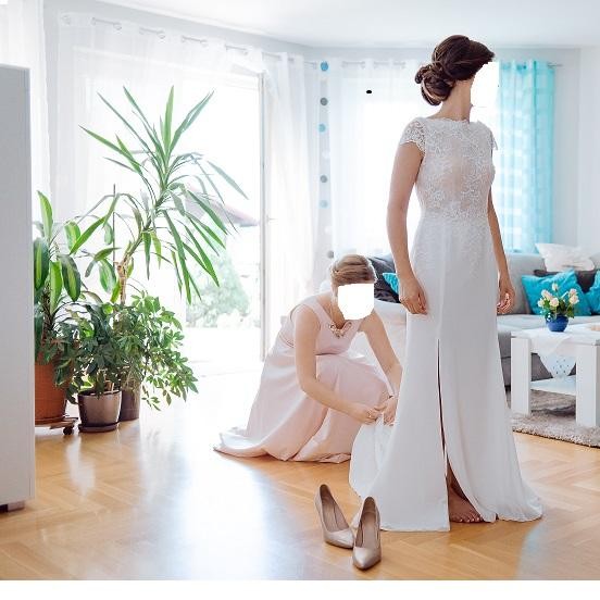 Suknia ślubna, kolor ivory, wycięte plecy