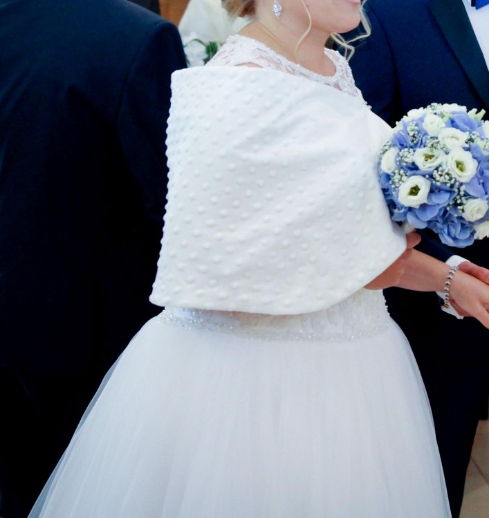 Piękna suknia ślubna