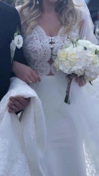 Suknia ślubna Agnieszka Światły Adora tren 2018