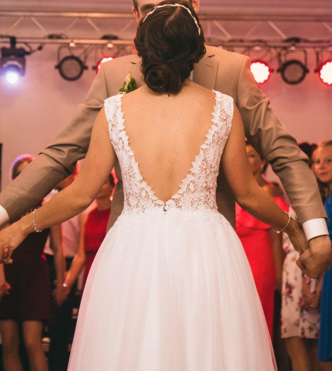 Suknia ślubna koronka Rozalia, Głęboki Dekolt