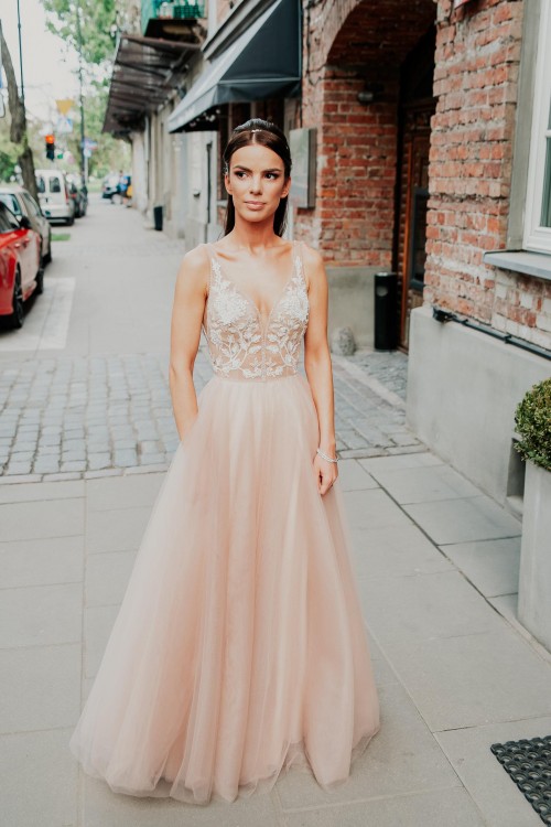 Suknia ślubna Gabbiano rozm. 34 kolor nude