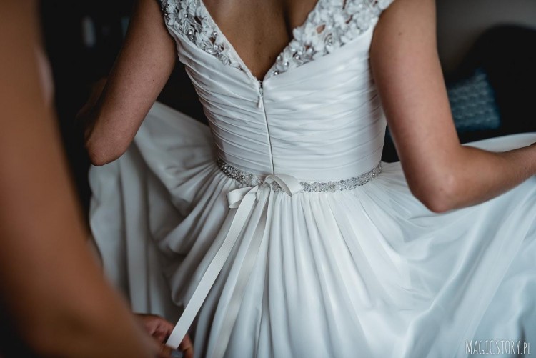 Suknia ślubna z klasą Pronovias r. 34