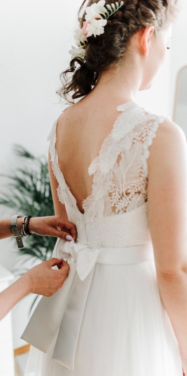 Koronkowa suknia ślubna 36/38