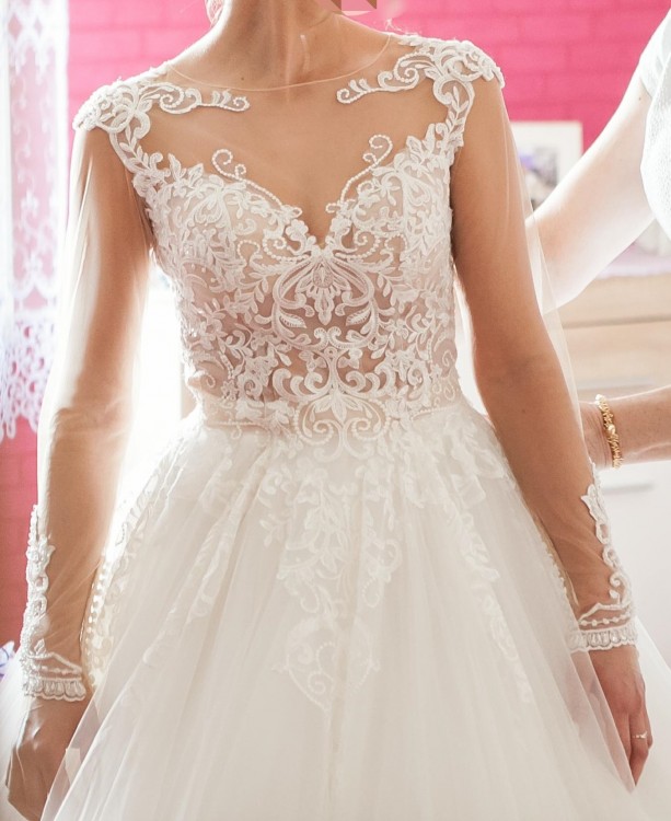 Cudowna suknia ślubna +gratisy