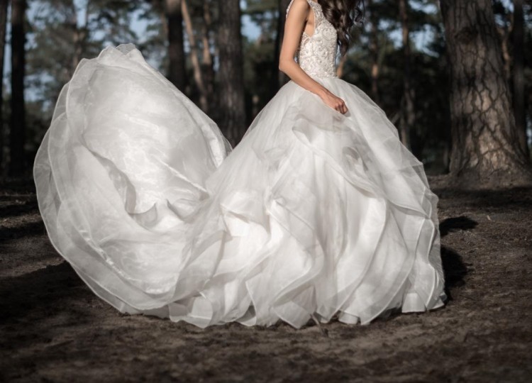 SUKNIA ŚLUBNA JUSTIN ALEXANDER SIGNATURE 9847