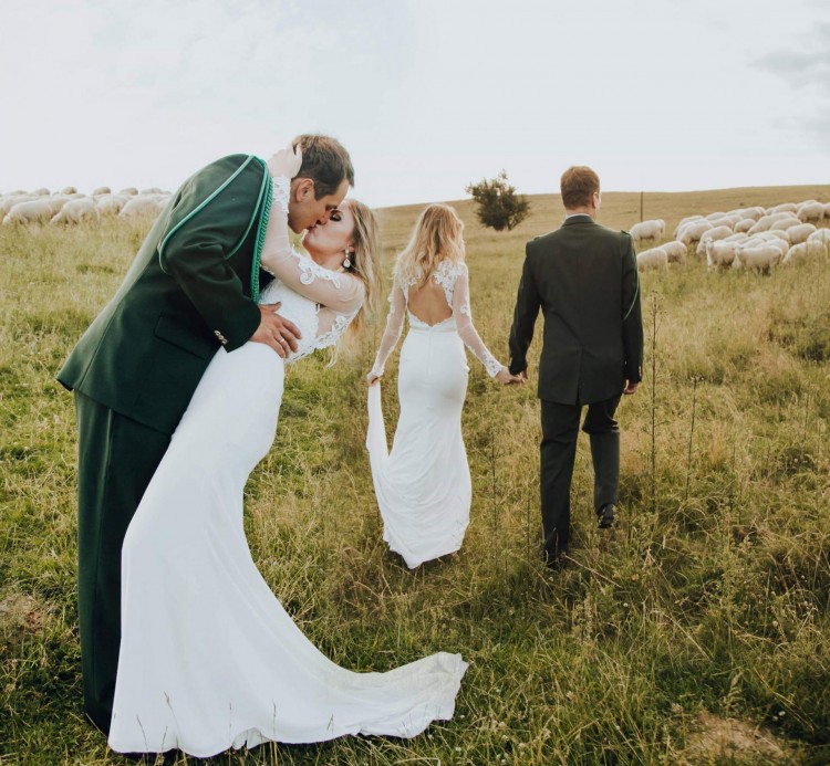 Suknia kolekcji Berta! MADONNA